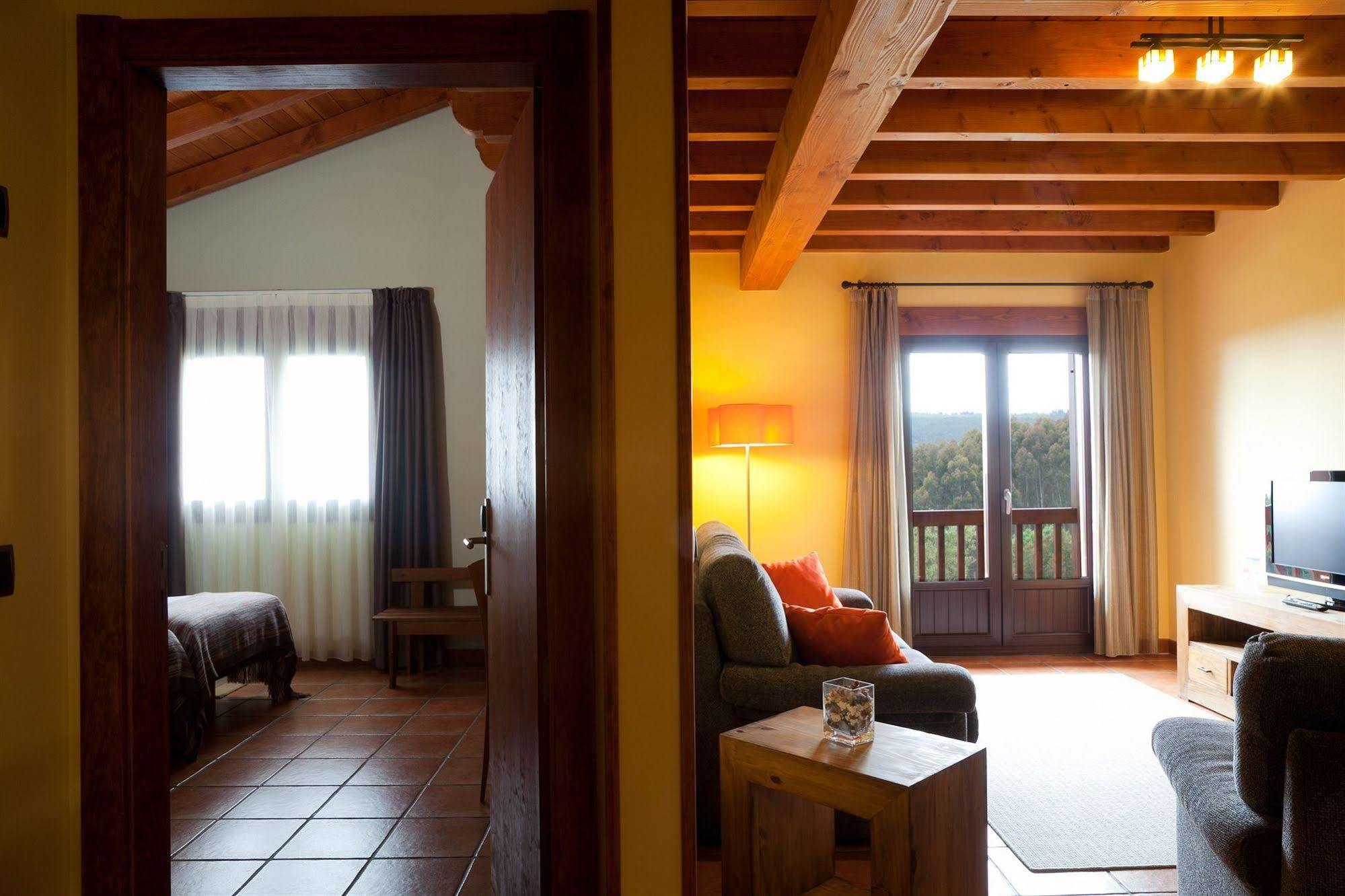 Hotel-Apartamento Rural Atxurra Bermeo Exterior foto